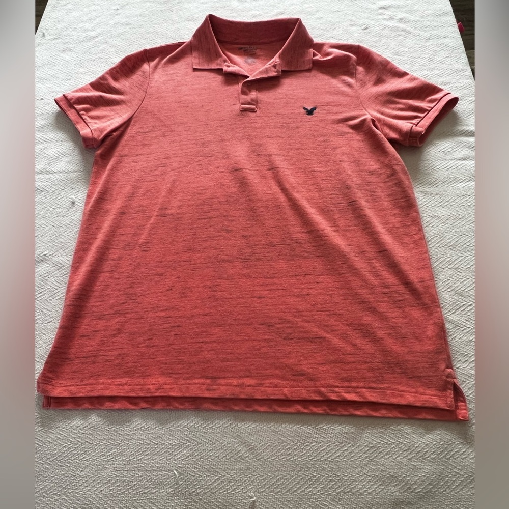 American Eagle classic fit coral color polo great condition size Large